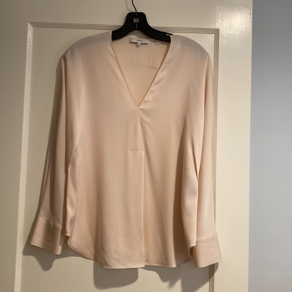 Vince V-Neck Silk Blend Popover - XS - Picture 3 of 15